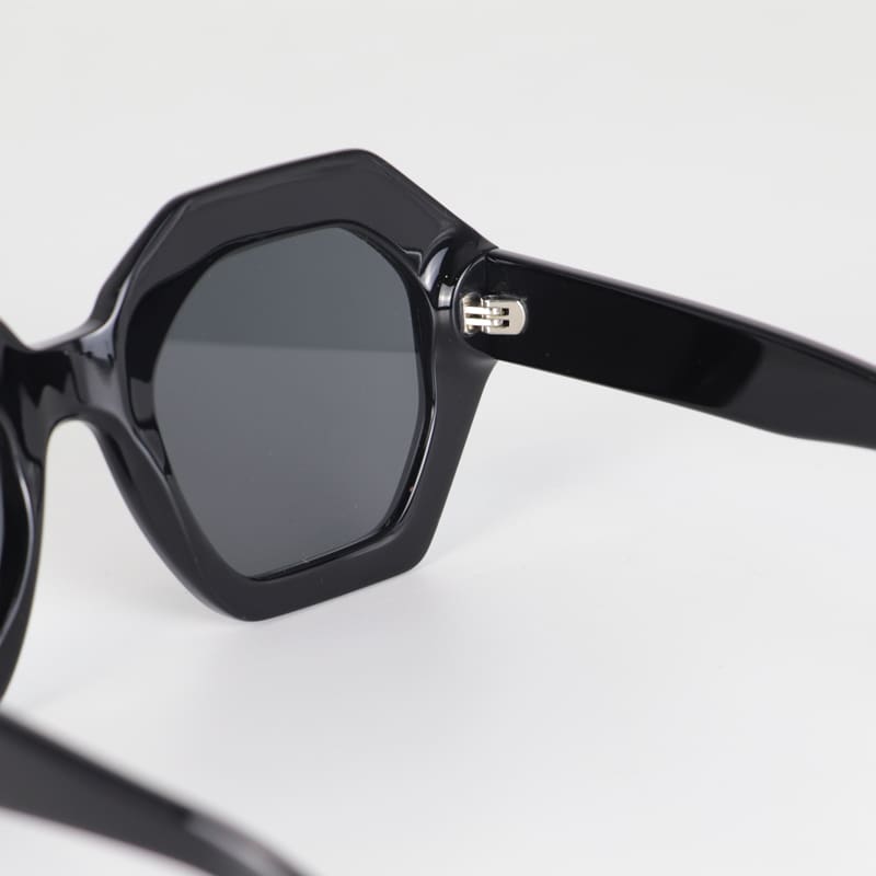 Female's Sunglasses